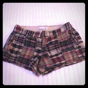 Old navy plaid shorts